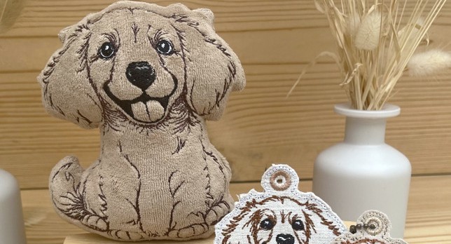 Embroidery File of the Month January 2026: ITH Stuffie »Goldie Klaus« by naduwu