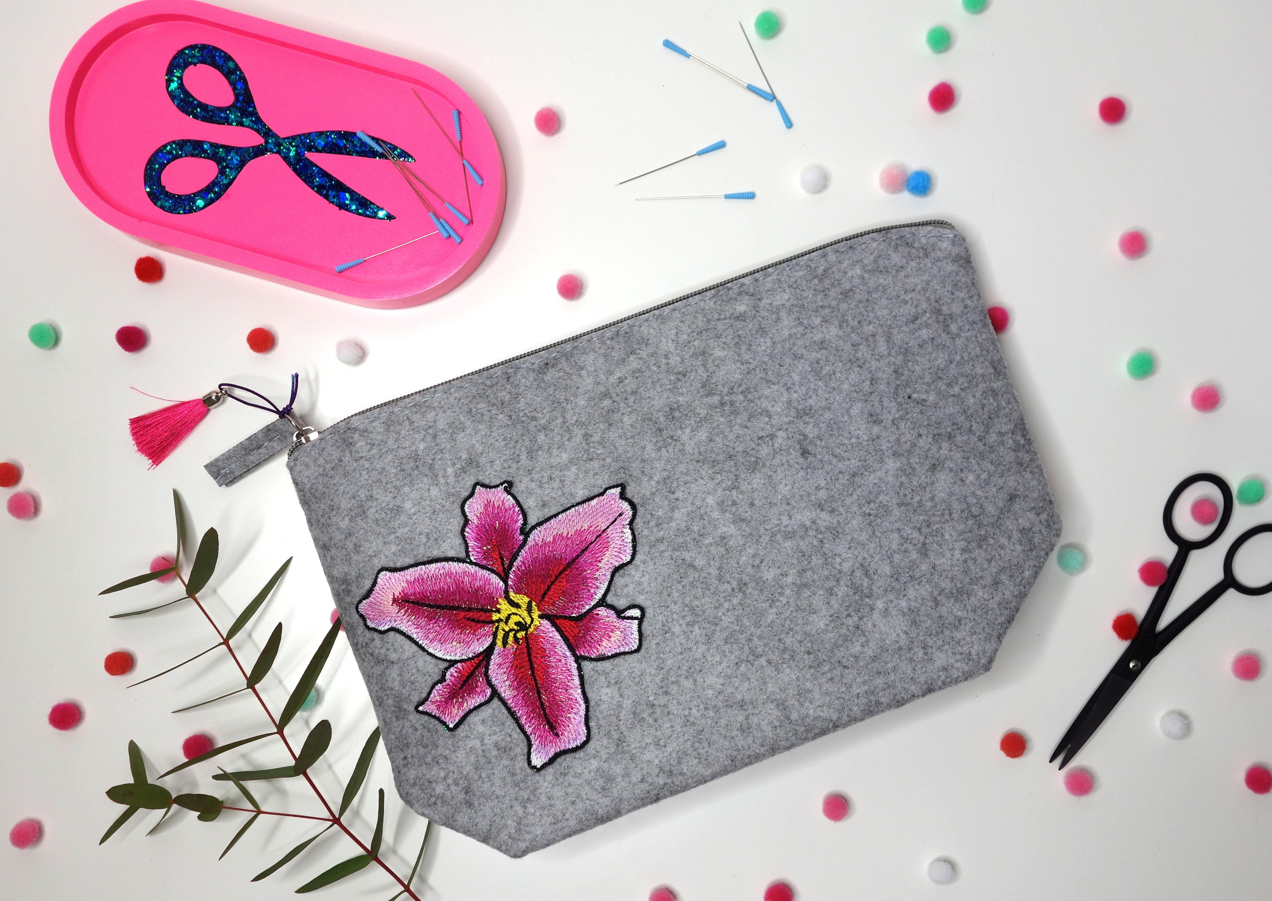 Stickdateien gratis: Lilien-Freebie von MÄDE! by Kasia