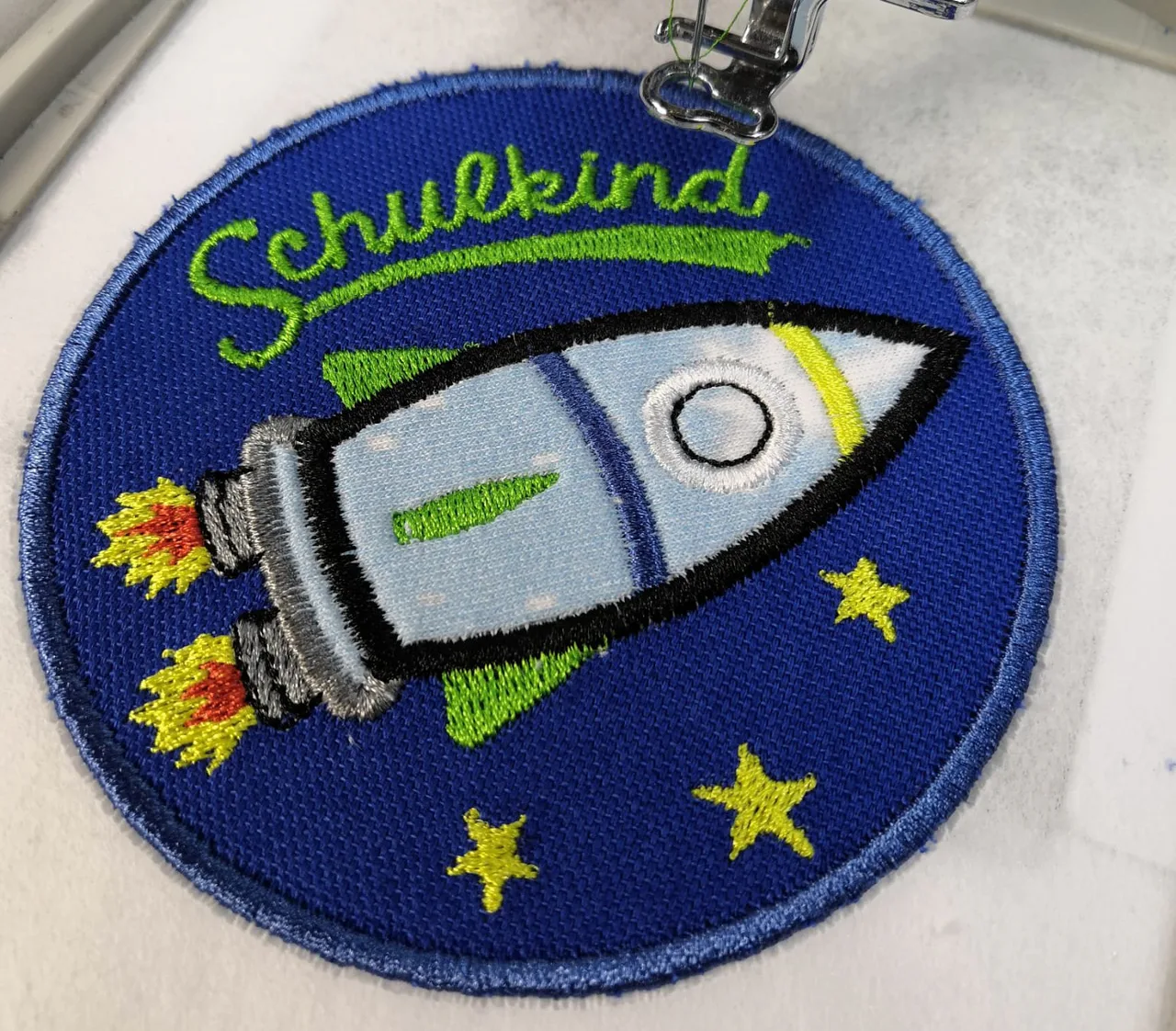 Kostenlose Stickdatei Schule Schulkind Rakete von Rock-Queen