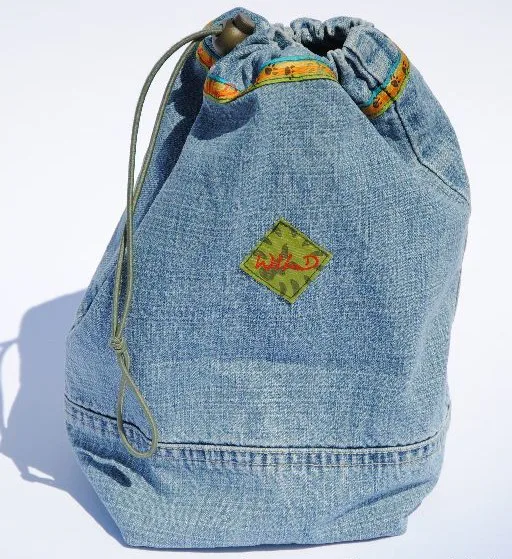 Finished upcycled jeans bag