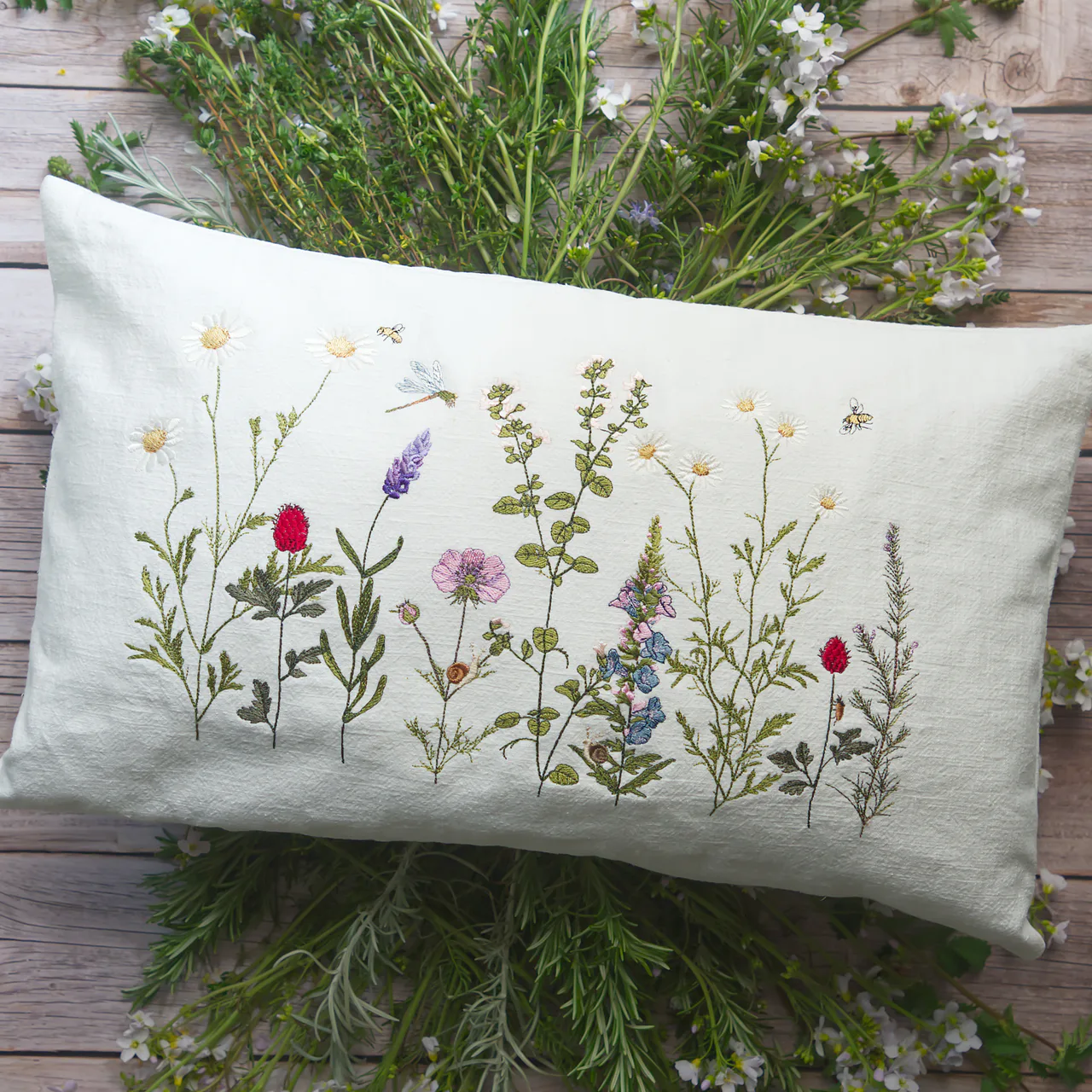 Embroidery design Kräuterwiese by CoraDesign
