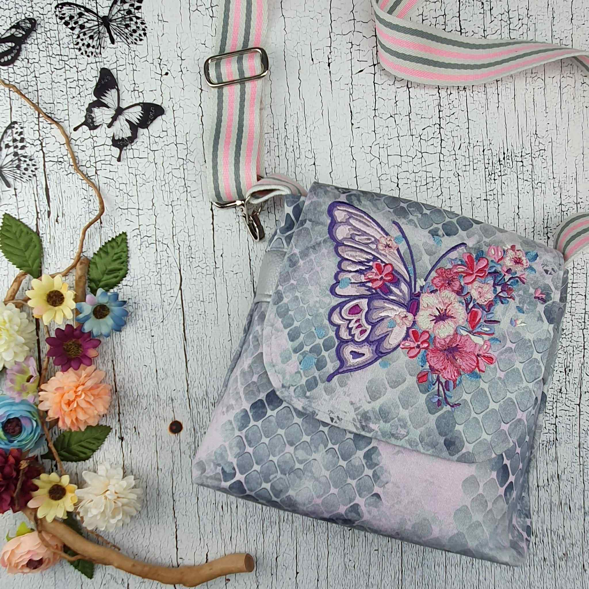 Stickmotiv Schmetterling von Stickzebra